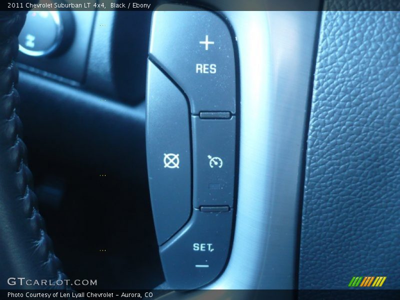Black / Ebony 2011 Chevrolet Suburban LT 4x4