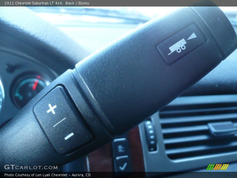 Black / Ebony 2011 Chevrolet Suburban LT 4x4