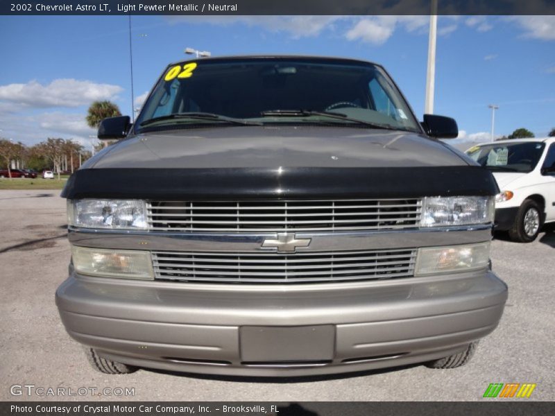 Light Pewter Metallic / Neutral 2002 Chevrolet Astro LT