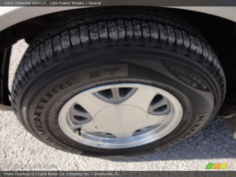 Light Pewter Metallic / Neutral 2002 Chevrolet Astro LT