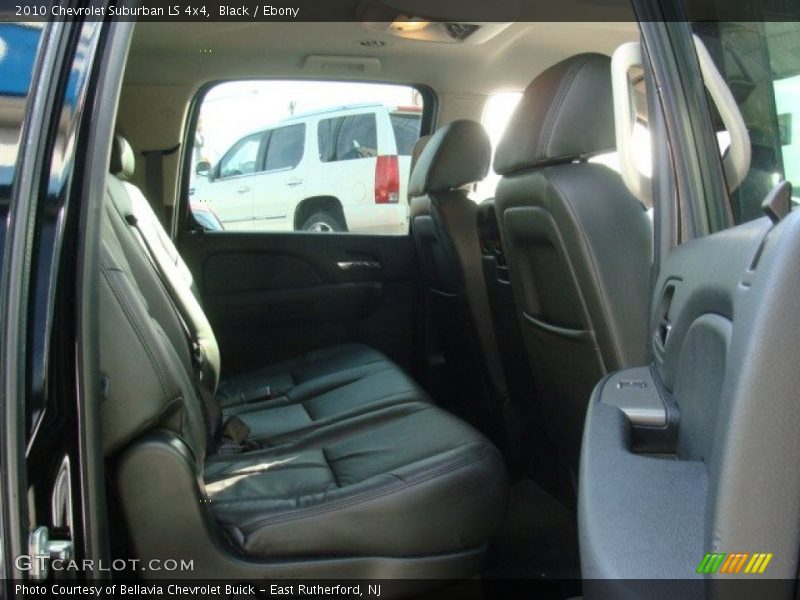 Black / Ebony 2010 Chevrolet Suburban LS 4x4