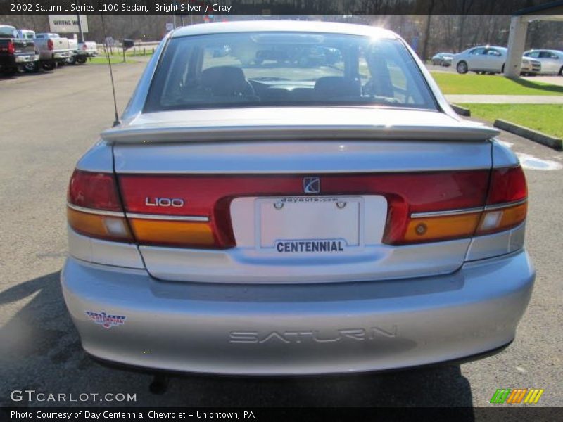 Bright Silver / Gray 2002 Saturn L Series L100 Sedan
