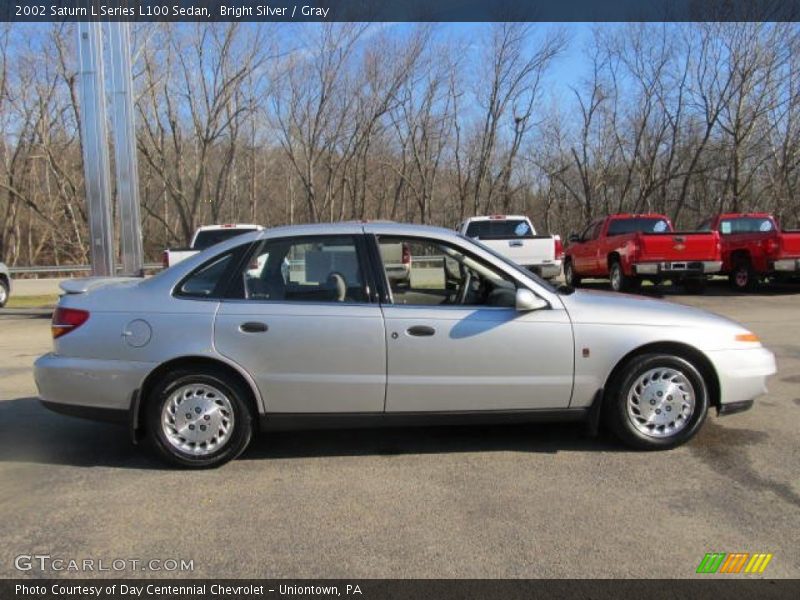 Bright Silver / Gray 2002 Saturn L Series L100 Sedan