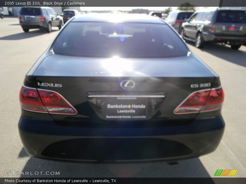 Black Onyx / Cashmere 2005 Lexus ES 330