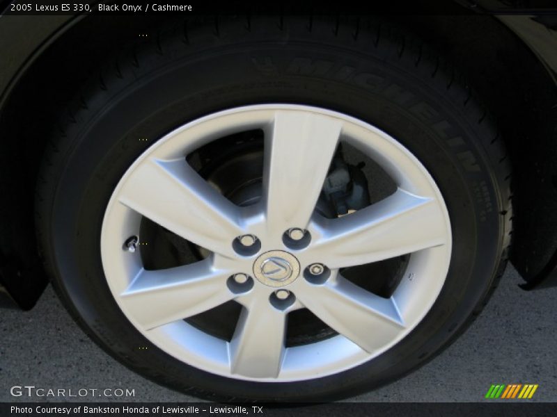 Black Onyx / Cashmere 2005 Lexus ES 330