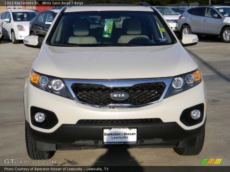 White Sand Beige / Beige 2011 Kia Sorento EX