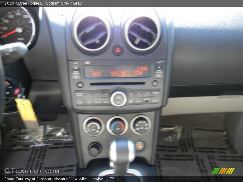 Gotham Gray / Gray 2010 Nissan Rogue S