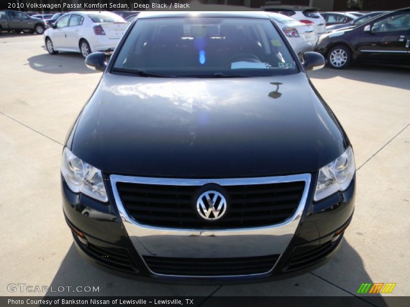 Deep Black / Black 2010 Volkswagen Passat Komfort Sedan