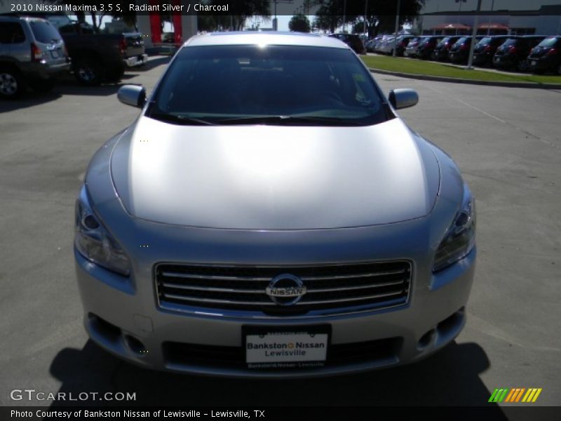 Radiant Silver / Charcoal 2010 Nissan Maxima 3.5 S