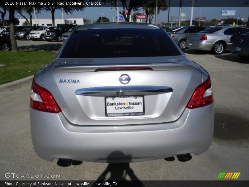 Radiant Silver / Charcoal 2010 Nissan Maxima 3.5 S