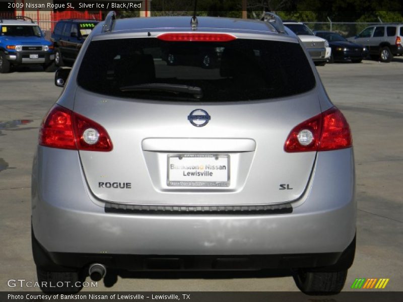 Silver Ice / Black/Red 2009 Nissan Rogue SL