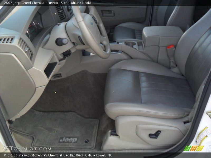Stone White / Khaki 2007 Jeep Grand Cherokee Laredo