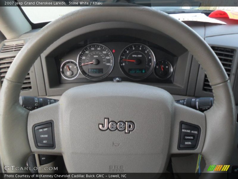 Stone White / Khaki 2007 Jeep Grand Cherokee Laredo