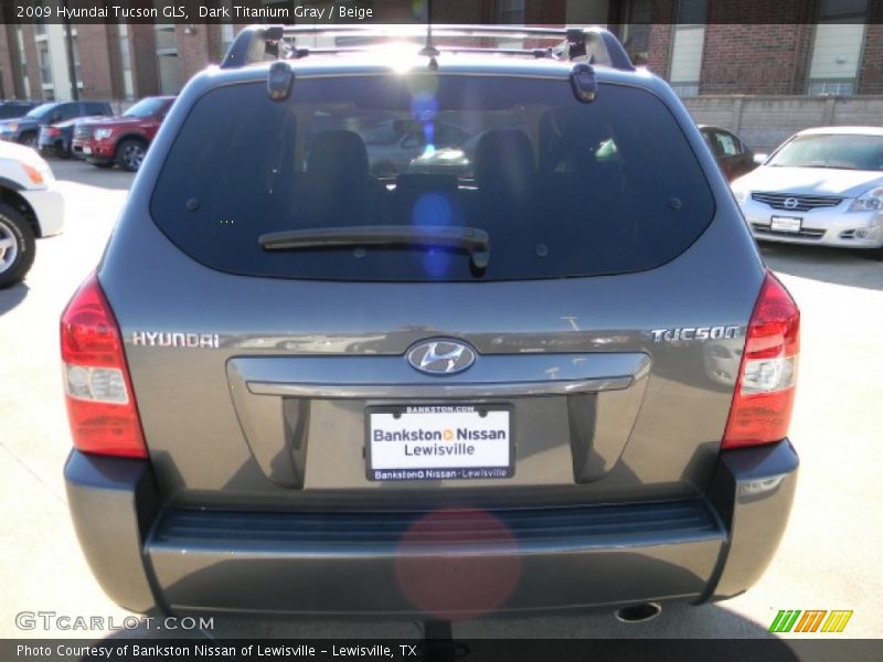 Dark Titanium Gray / Beige 2009 Hyundai Tucson GLS