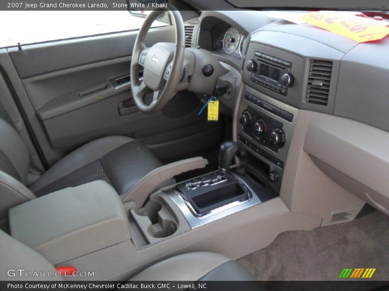 Stone White / Khaki 2007 Jeep Grand Cherokee Laredo