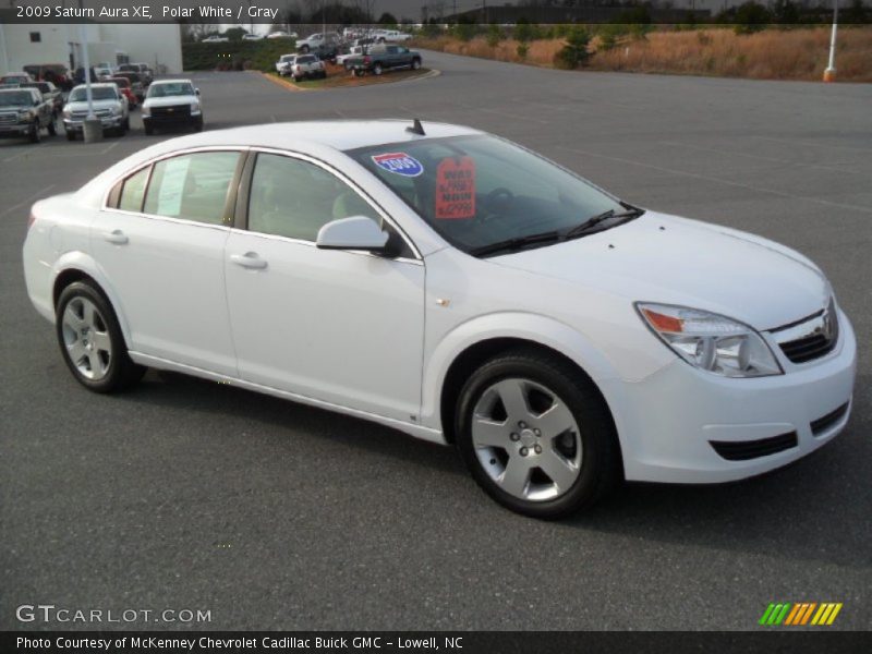 Polar White / Gray 2009 Saturn Aura XE
