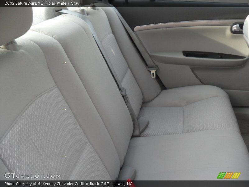 Polar White / Gray 2009 Saturn Aura XE