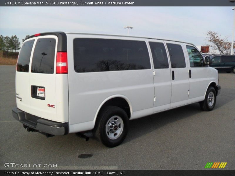 Summit White / Medium Pewter 2011 GMC Savana Van LS 3500 Passenger