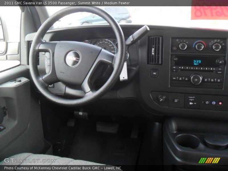 Summit White / Medium Pewter 2011 GMC Savana Van LS 3500 Passenger