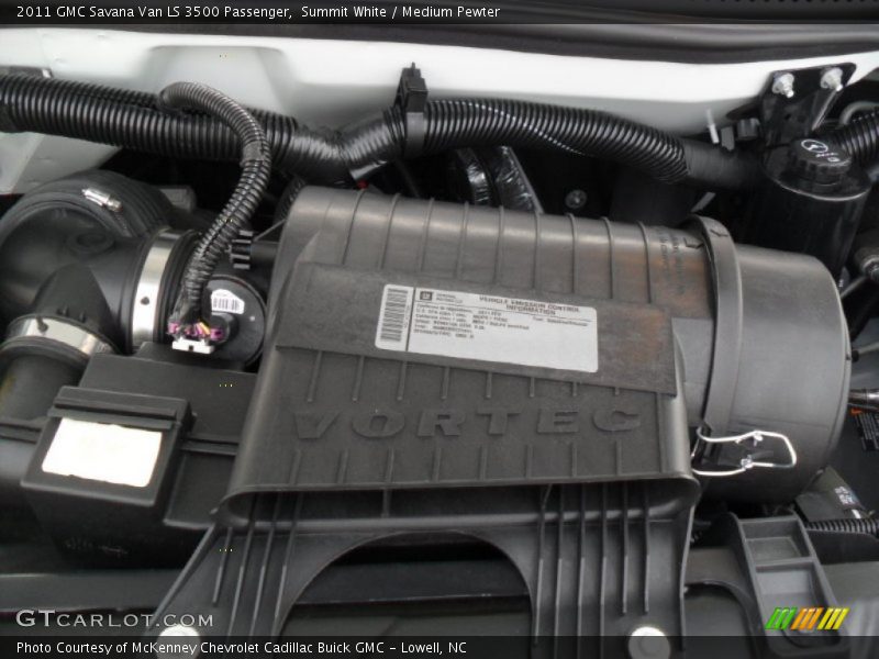 Summit White / Medium Pewter 2011 GMC Savana Van LS 3500 Passenger