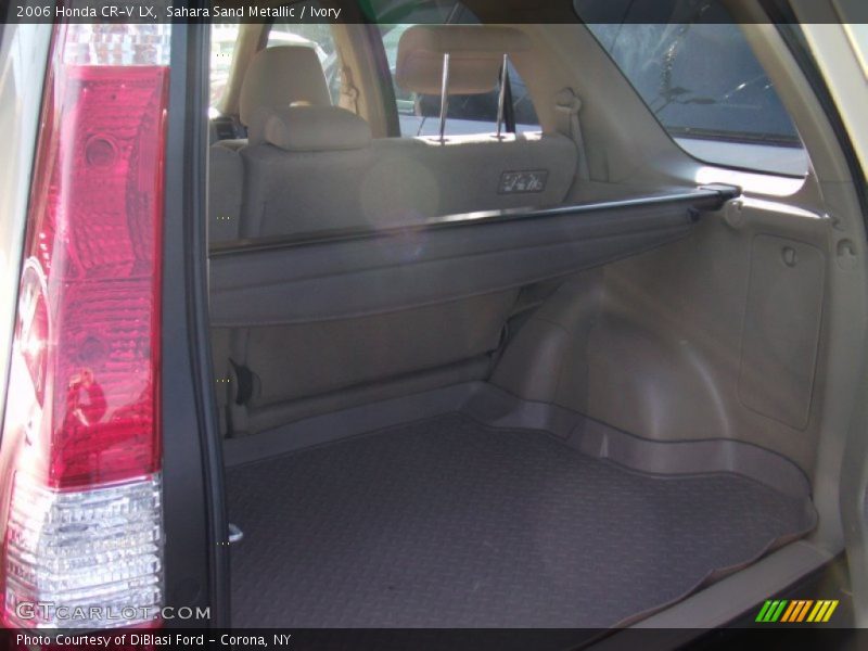 Sahara Sand Metallic / Ivory 2006 Honda CR-V LX