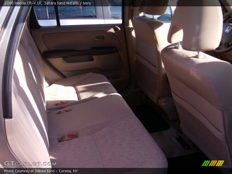 Sahara Sand Metallic / Ivory 2006 Honda CR-V LX