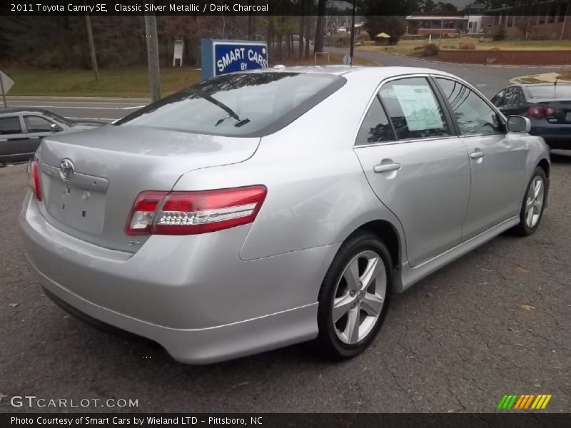 Classic Silver Metallic / Dark Charcoal 2011 Toyota Camry SE
