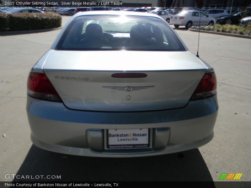 Silver Beige Metallic / Light Taupe 2005 Chrysler Sebring Sedan