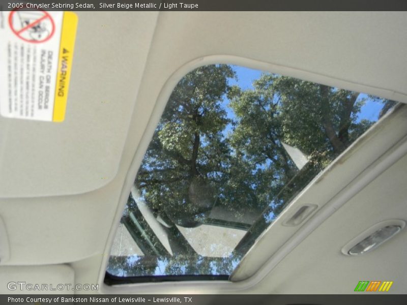 Silver Beige Metallic / Light Taupe 2005 Chrysler Sebring Sedan