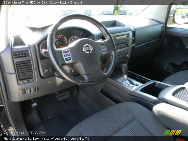 Galaxy Black / Charcoal 2010 Nissan Titan SE Crew Cab