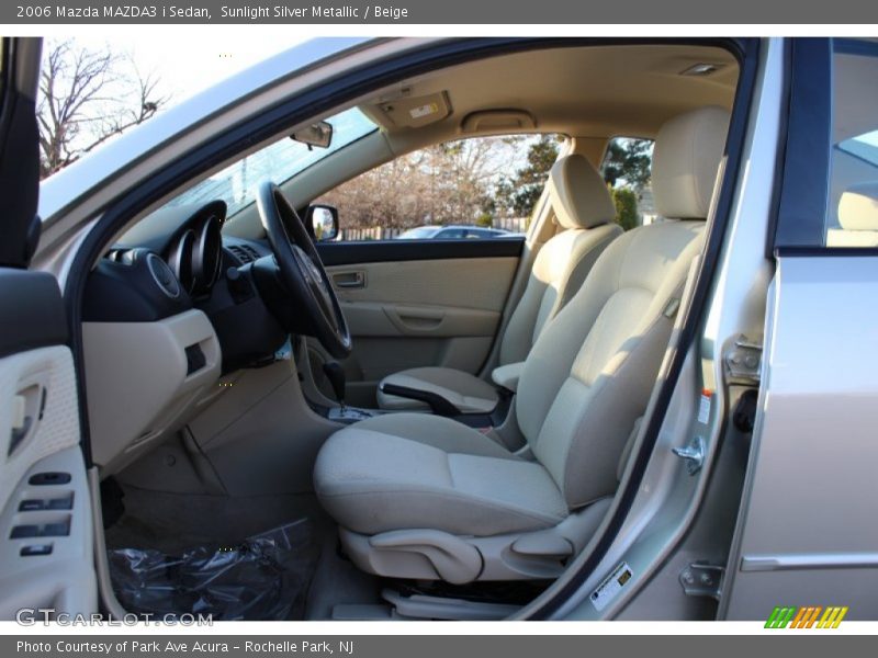 Sunlight Silver Metallic / Beige 2006 Mazda MAZDA3 i Sedan