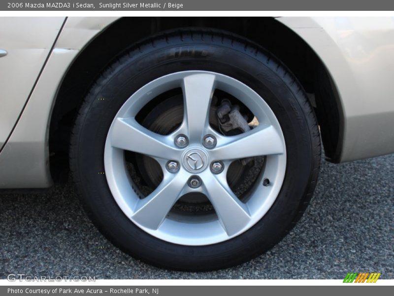 Sunlight Silver Metallic / Beige 2006 Mazda MAZDA3 i Sedan