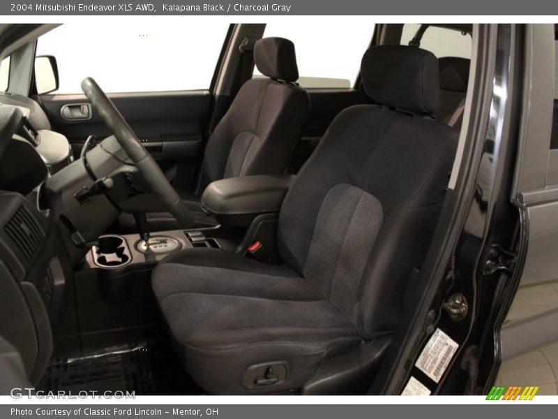  2004 Endeavor XLS AWD Charcoal Gray Interior