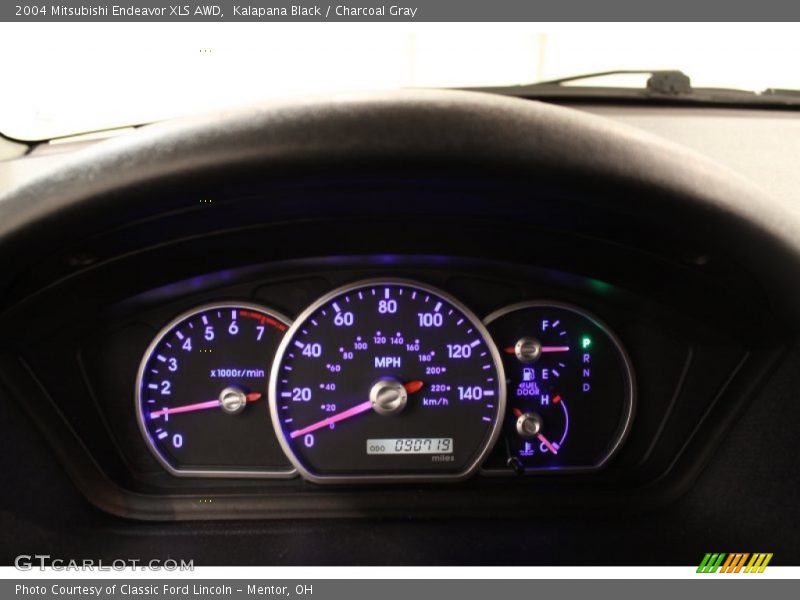  2004 Endeavor XLS AWD XLS AWD Gauges