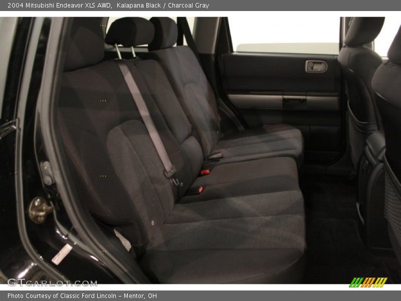 Kalapana Black / Charcoal Gray 2004 Mitsubishi Endeavor XLS AWD