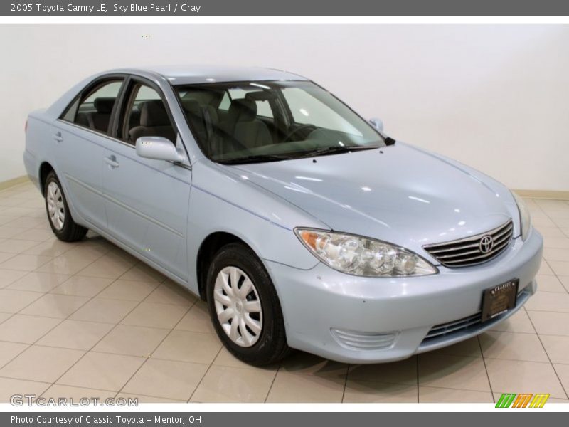 Sky Blue Pearl / Gray 2005 Toyota Camry LE