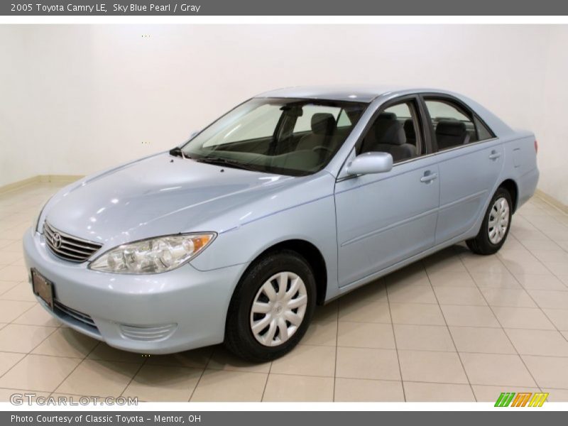Sky Blue Pearl / Gray 2005 Toyota Camry LE