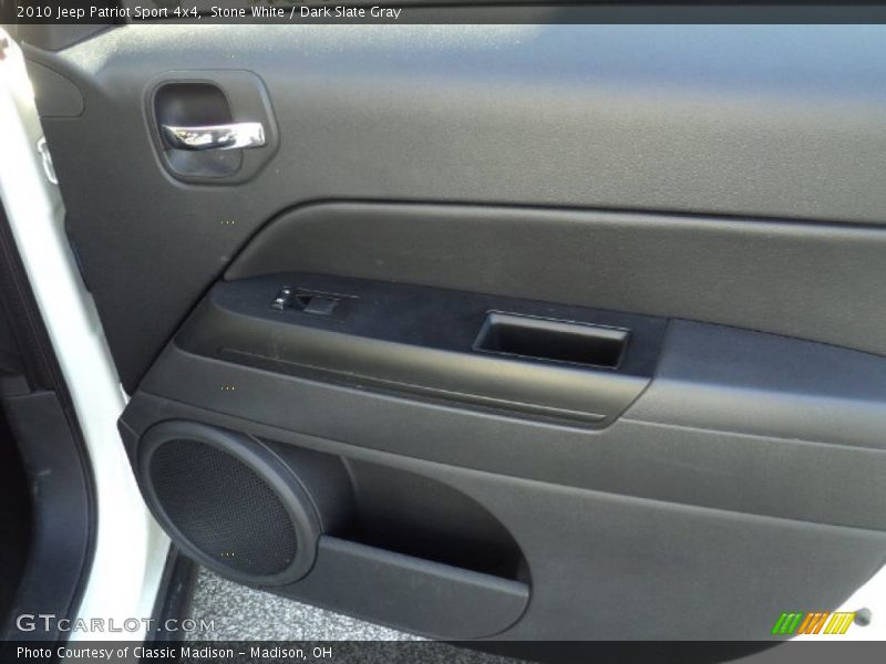 Stone White / Dark Slate Gray 2010 Jeep Patriot Sport 4x4