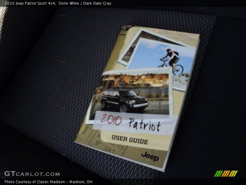 Stone White / Dark Slate Gray 2010 Jeep Patriot Sport 4x4