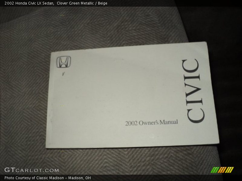 Clover Green Metallic / Beige 2002 Honda Civic LX Sedan
