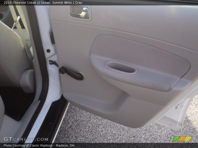 Summit White / Gray 2010 Chevrolet Cobalt LS Sedan
