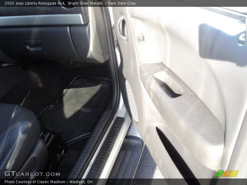 Bright Silver Metallic / Dark Slate Gray 2003 Jeep Liberty Renegade 4x4