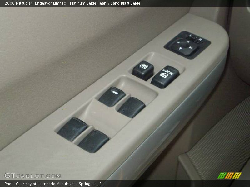 Platinum Beige Pearl / Sand Blast Beige 2006 Mitsubishi Endeavor Limited