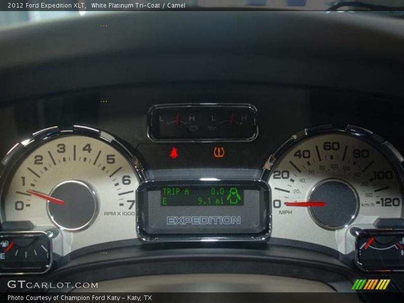 White Platinum Tri-Coat / Camel 2012 Ford Expedition XLT
