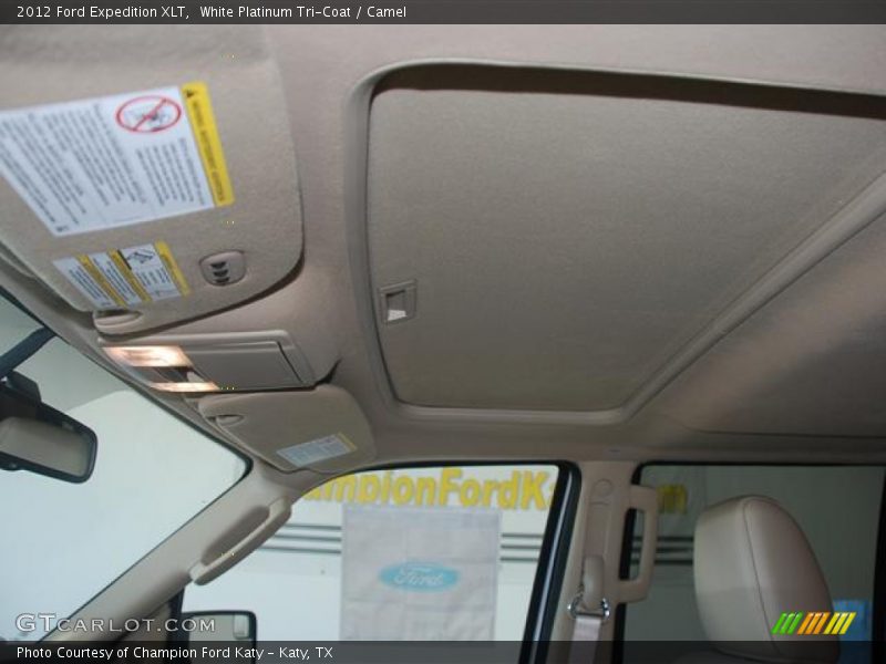 White Platinum Tri-Coat / Camel 2012 Ford Expedition XLT