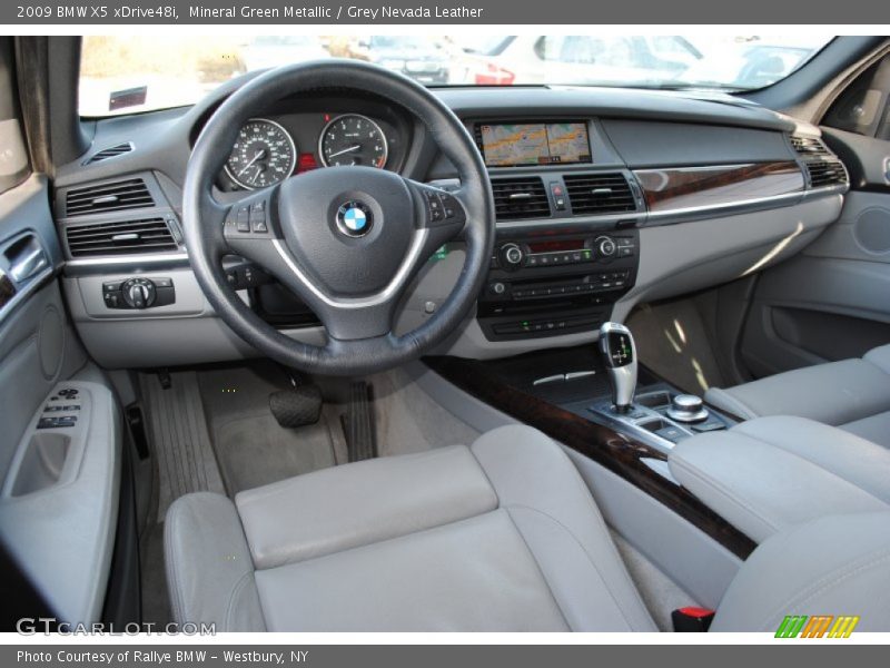Dashboard of 2009 X5 xDrive48i