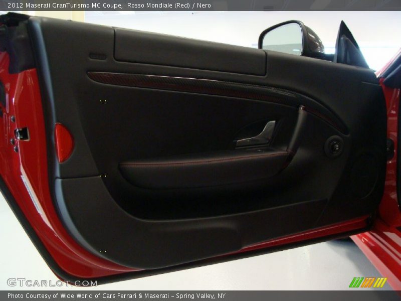 Rosso Mondiale (Red) / Nero 2012 Maserati GranTurismo MC Coupe