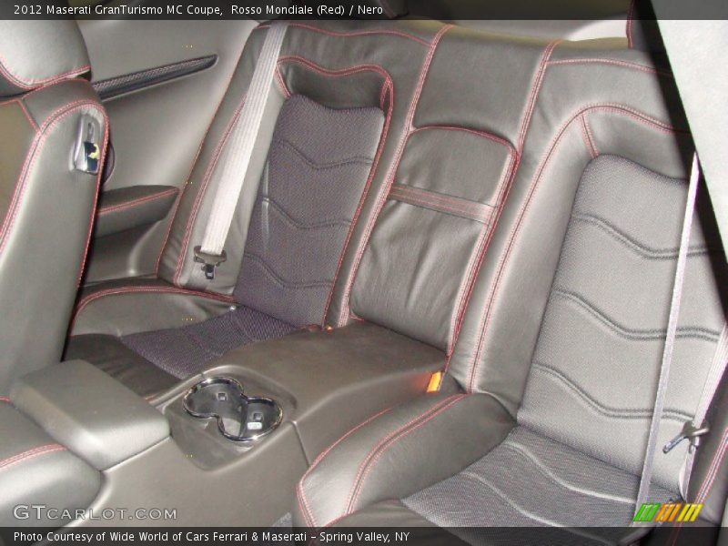  2012 GranTurismo MC Coupe Nero Interior