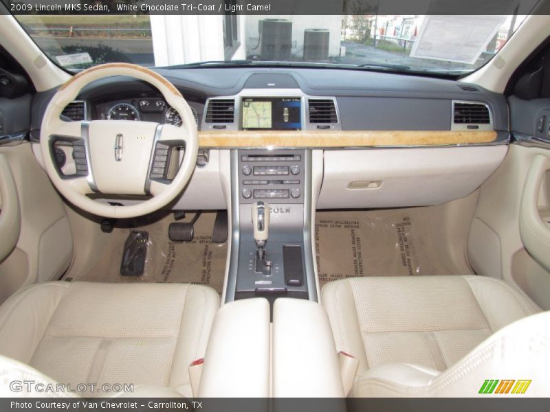 White Chocolate Tri-Coat / Light Camel 2009 Lincoln MKS Sedan