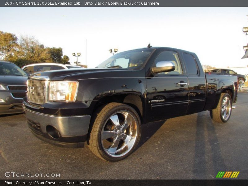 Onyx Black / Ebony Black/Light Cashmere 2007 GMC Sierra 1500 SLE Extended Cab